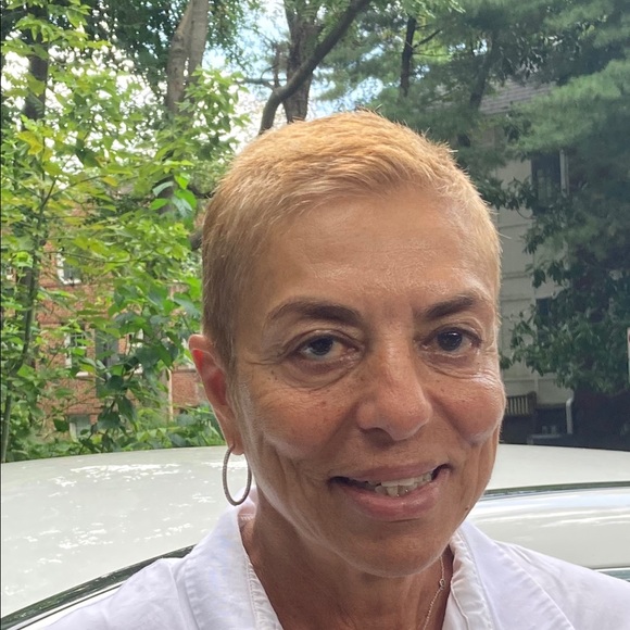 Meet your Posher, Beli - Picture 2 of 2